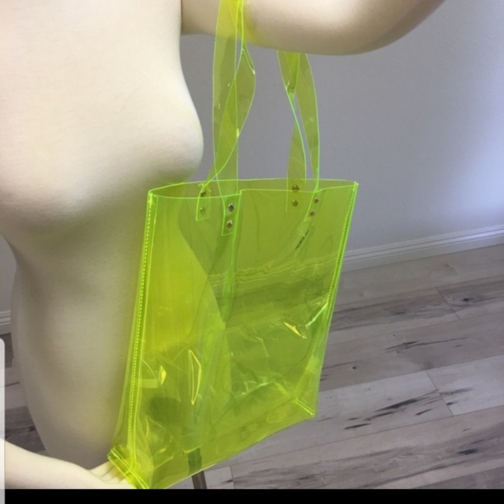 Tote